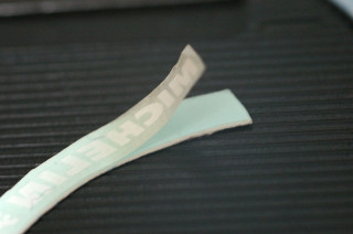 タイヤマークは二重構造。薄いのがマーク紙